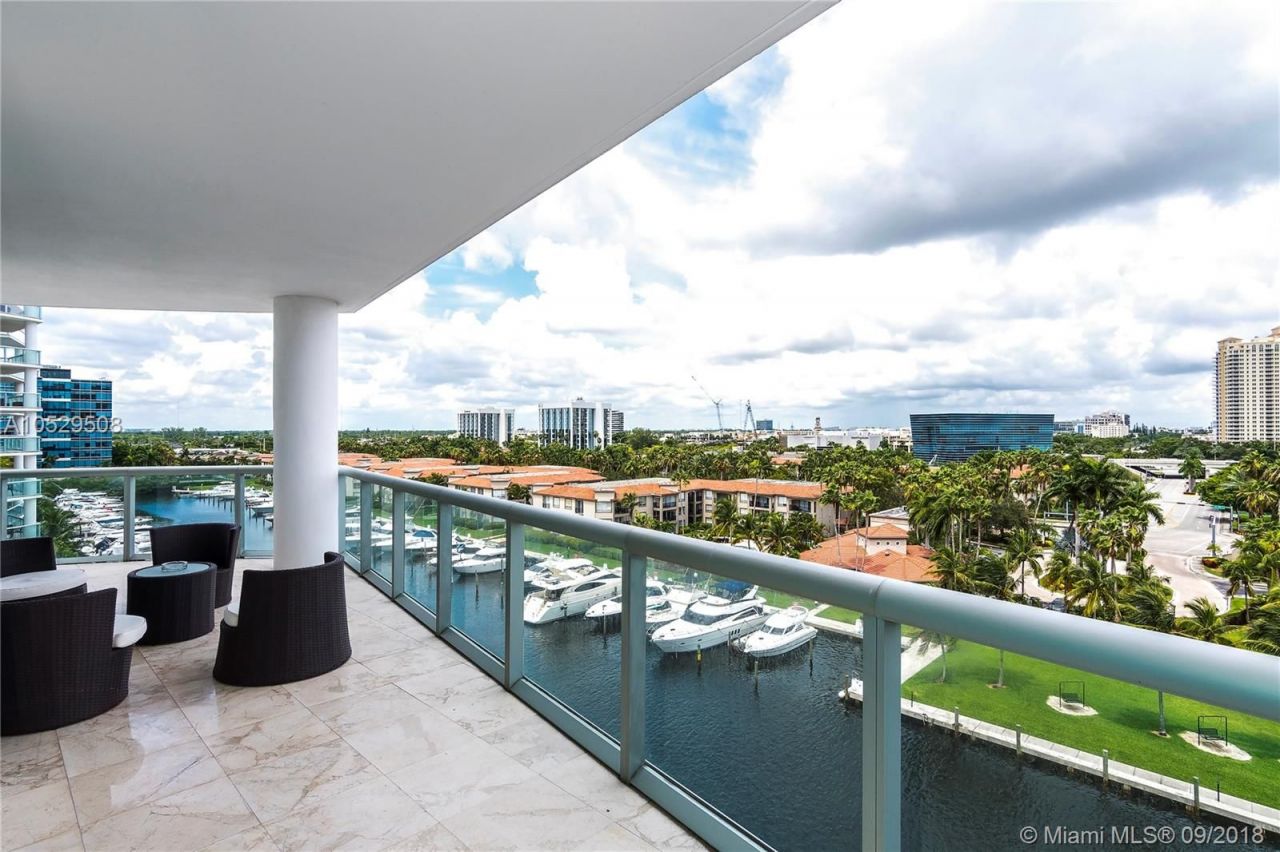 Appartement à Miami, États-Unis, 170 m² - image 1