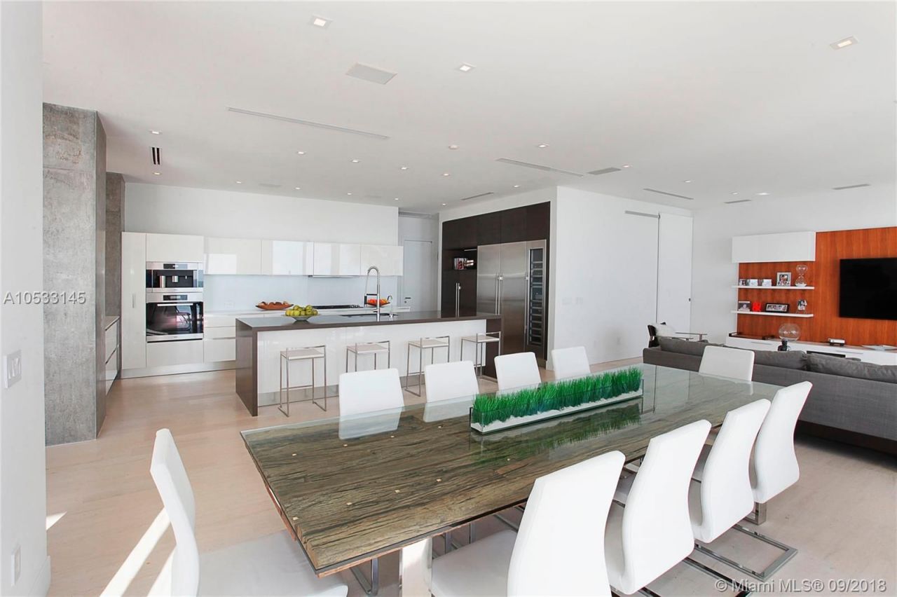 Villa à Miami, États-Unis, 450 m² - image 6