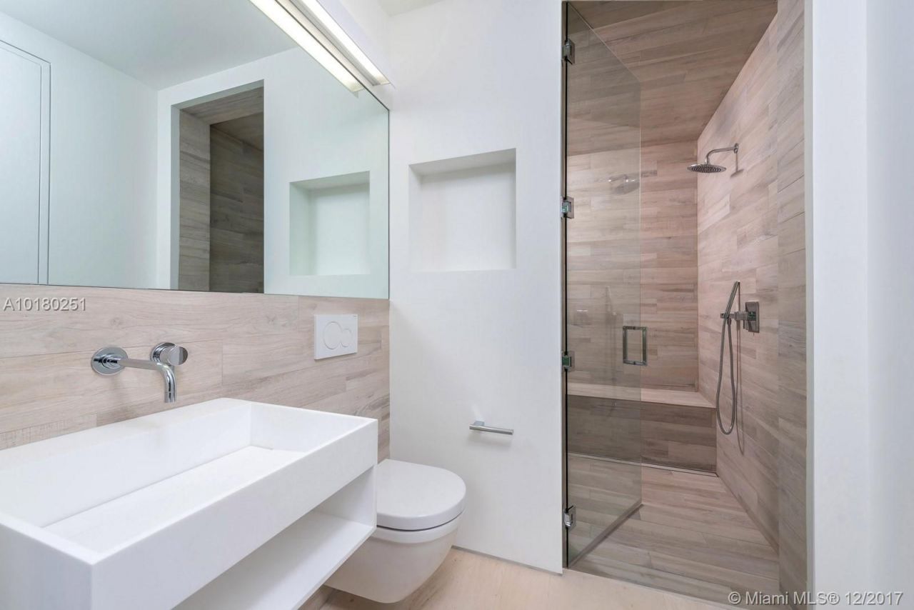 Villa à Miami, États-Unis, 750 m² - image 9