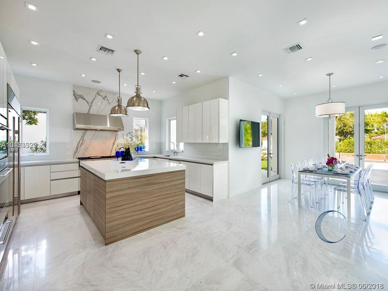 Villa in Miami, USA, 700 m² - Foto 4