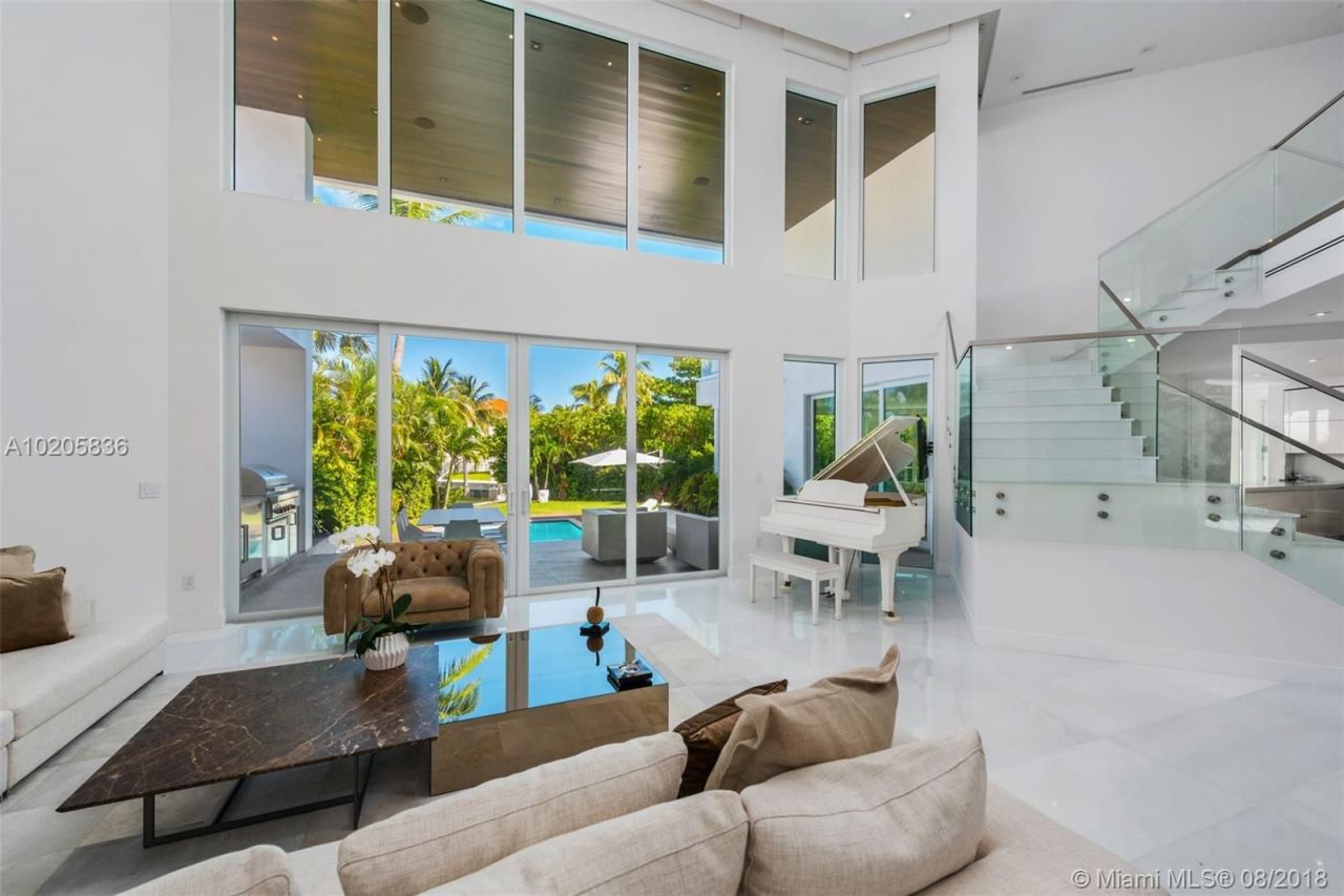 Villa in Miami, USA, 640 m² - picture 3