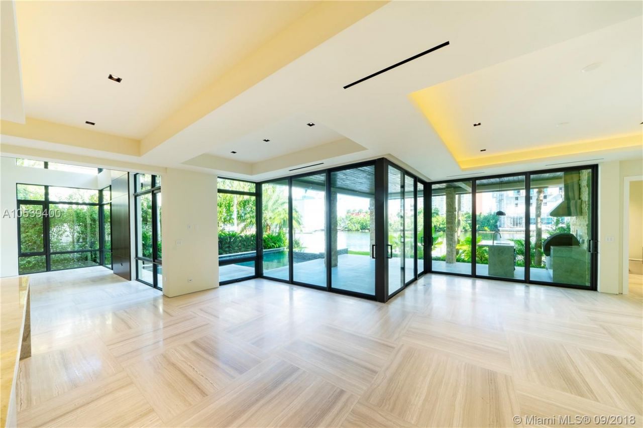 Villa in Miami, USA, 600 m² - picture 6