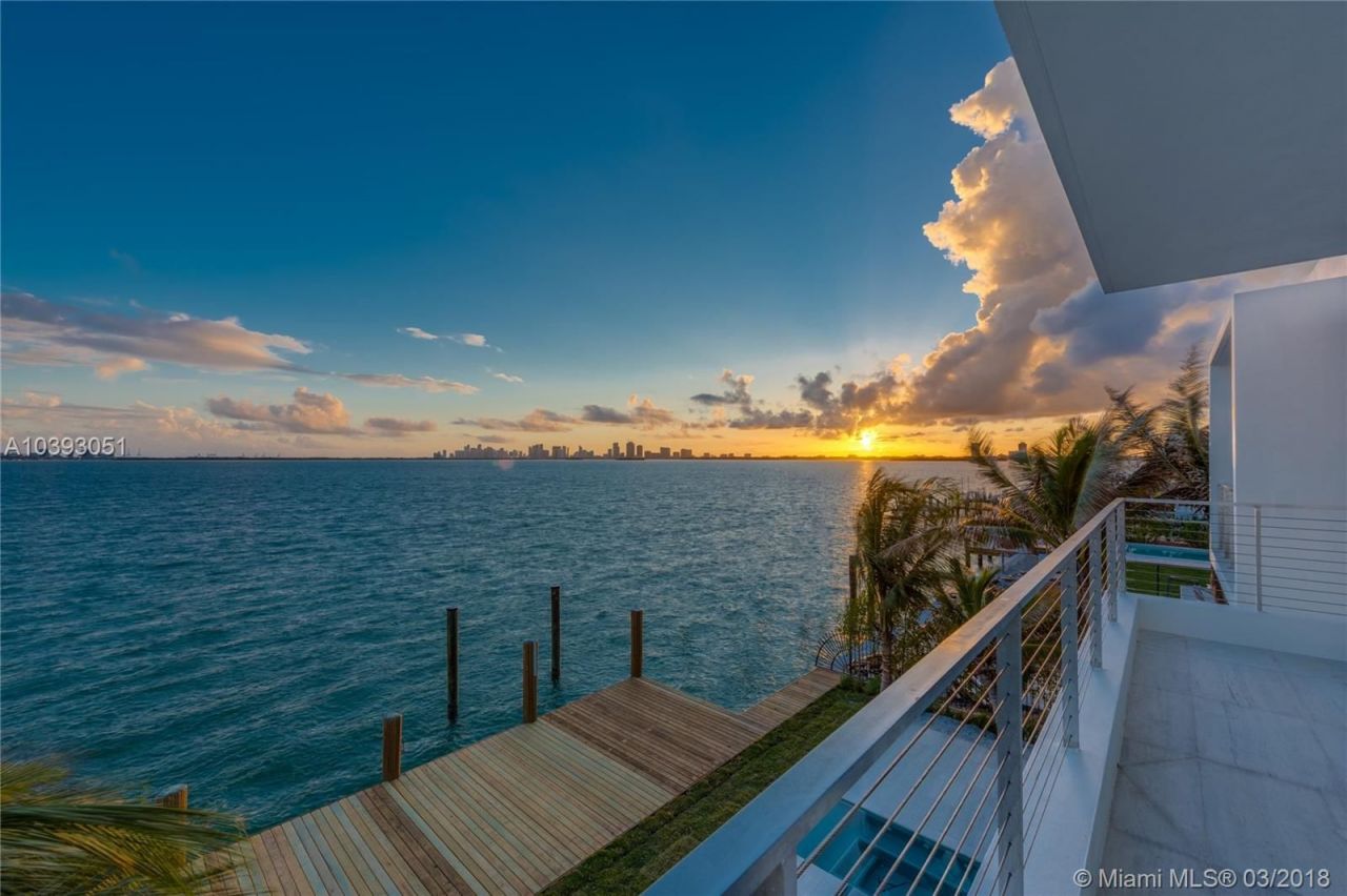 Villa à Miami, États-Unis, 520 m² - image 4