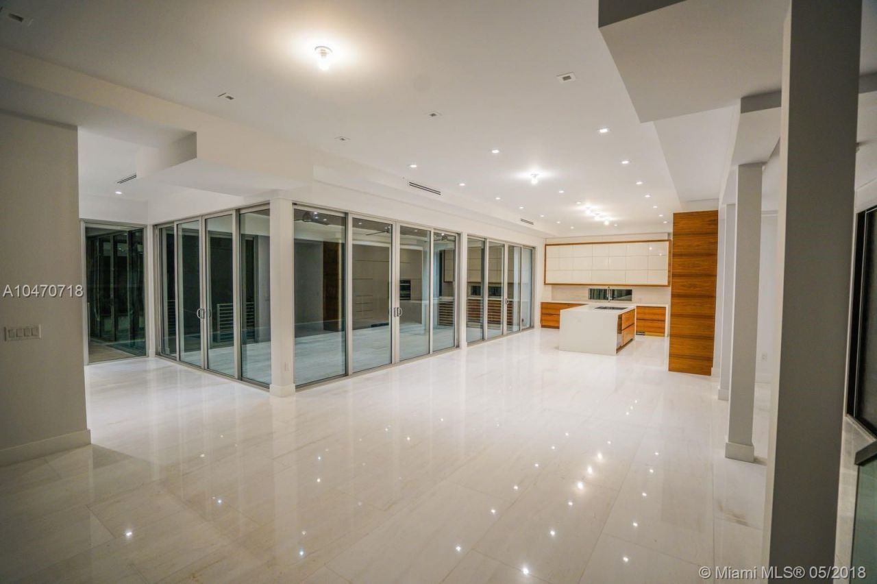 Villa in Miami, USA, 370 m² - picture 3