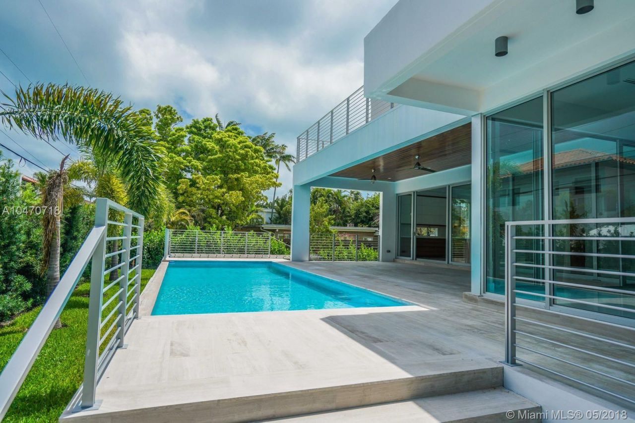 Villa in Miami, USA, 370 m² - picture 7