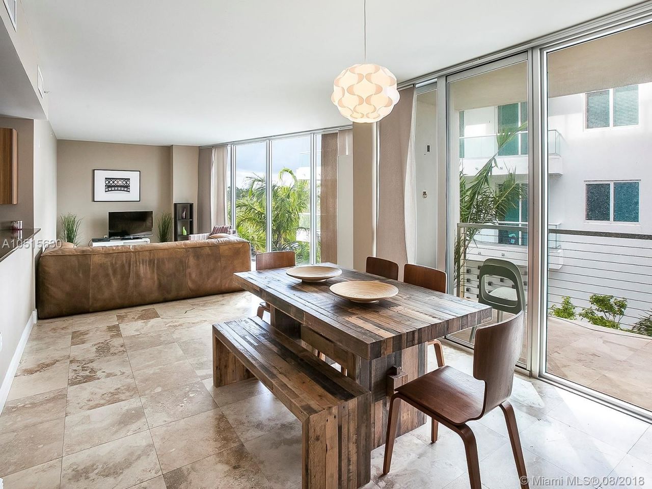 Appartement à Miami, États-Unis, 120 m² - image 1