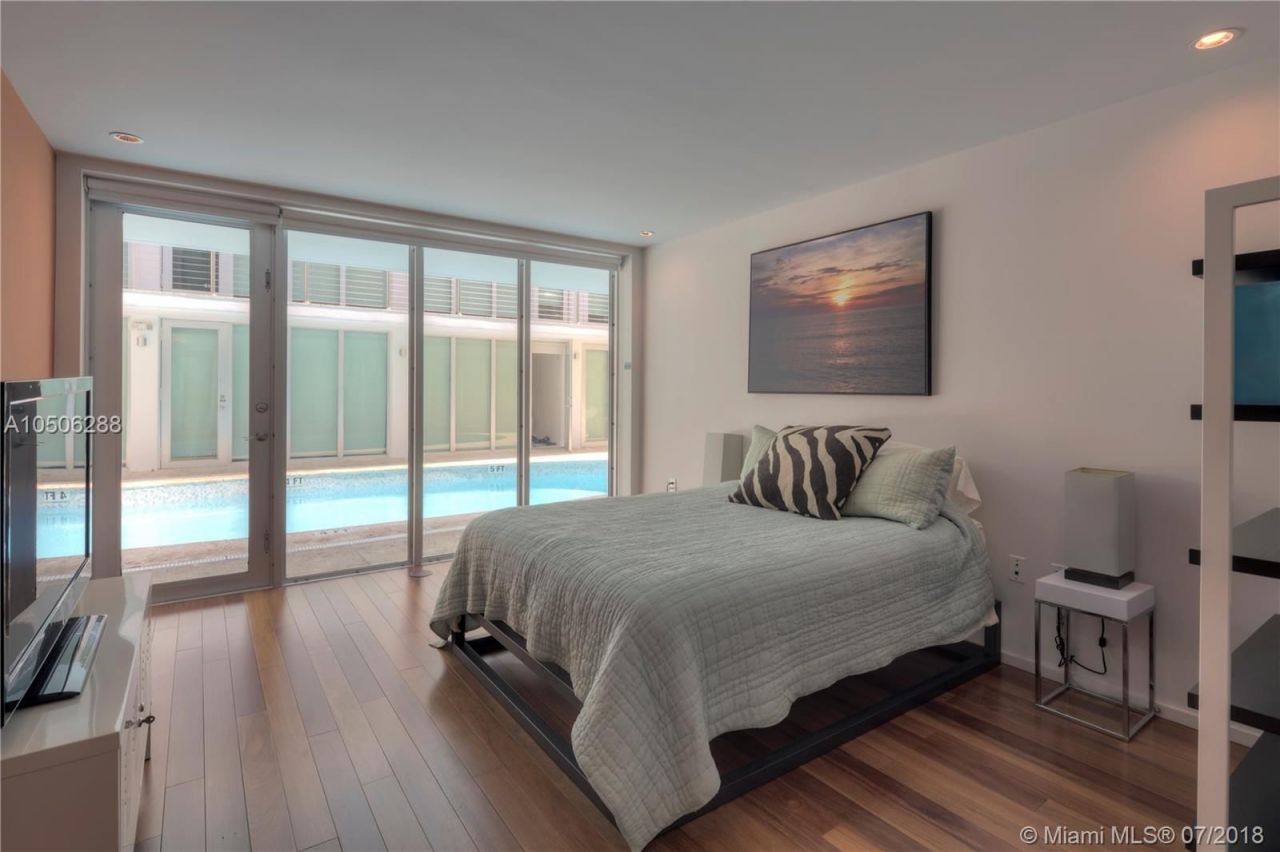 Flat in Miami, USA, 80 m² - picture 7