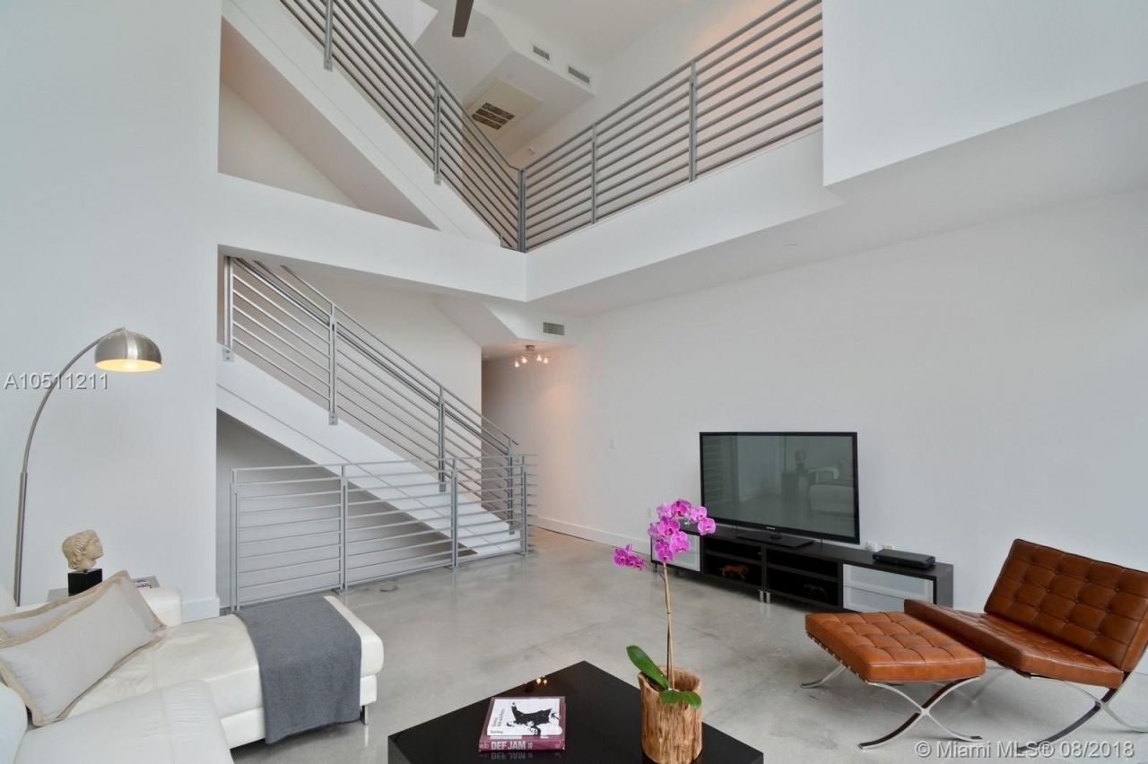 Townhouse in Miami, USA, 230 m² - picture 3