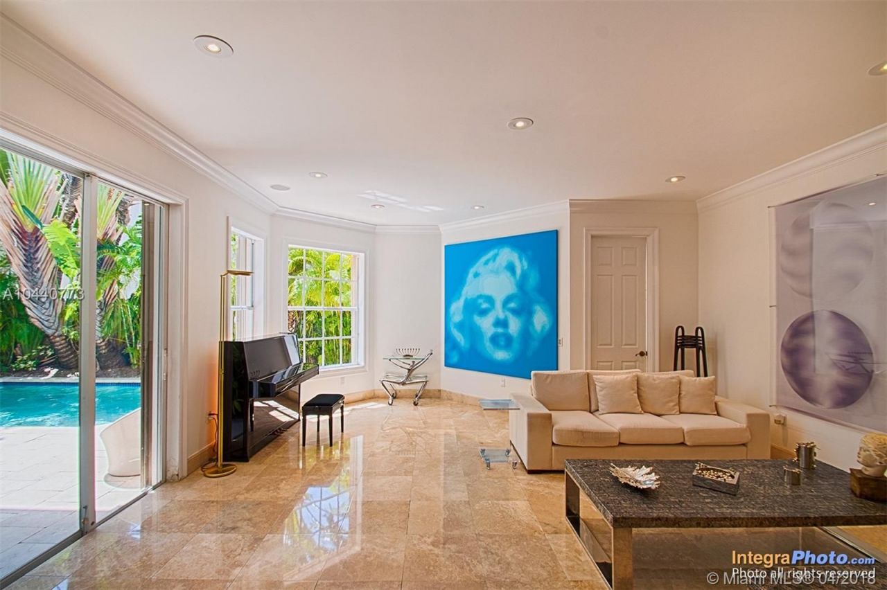 House in Miami, USA, 400 m² - picture 11