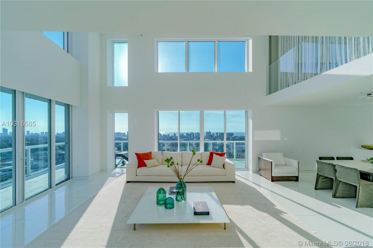 Penthouse à Miami, États-Unis, 450 m² - image 2
