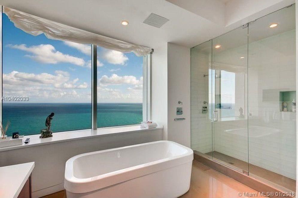 Penthouse in Miami, USA, 400 m² - picture 5