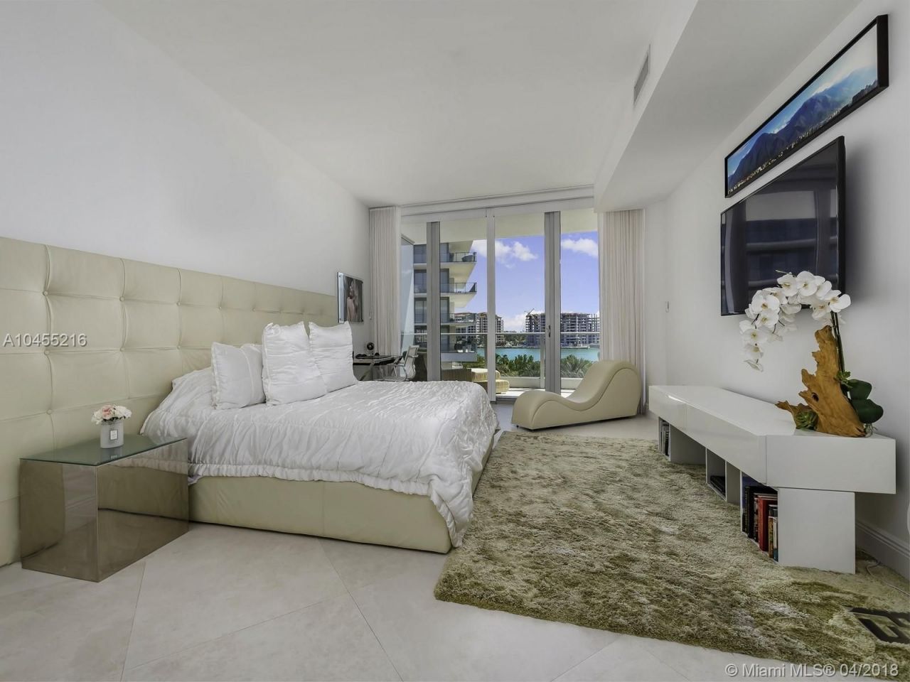 Penthouse in Miami, USA, 230 m² - picture 12