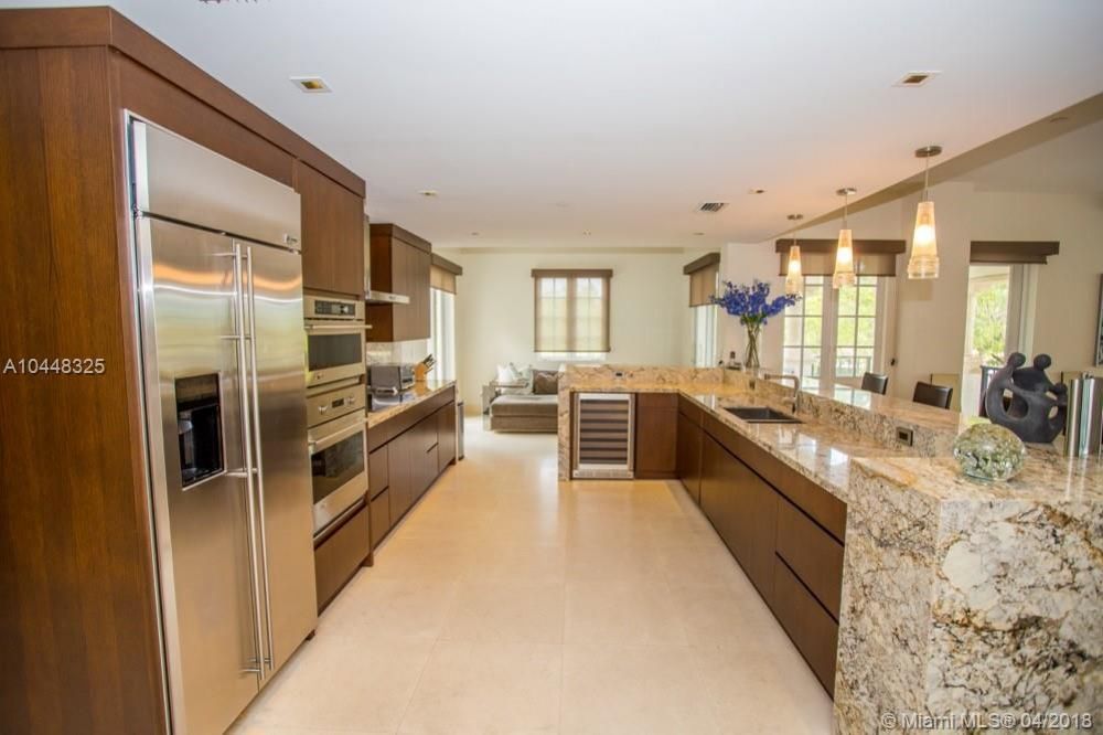 Ático en Miami, Estados Unidos, 270 m² - imagen 3