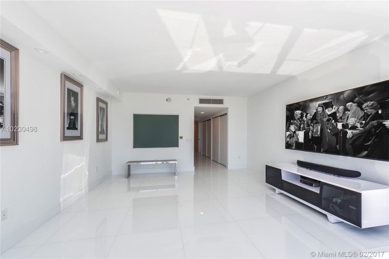 Ático en Miami, Estados Unidos, 460 m² - imagen 7