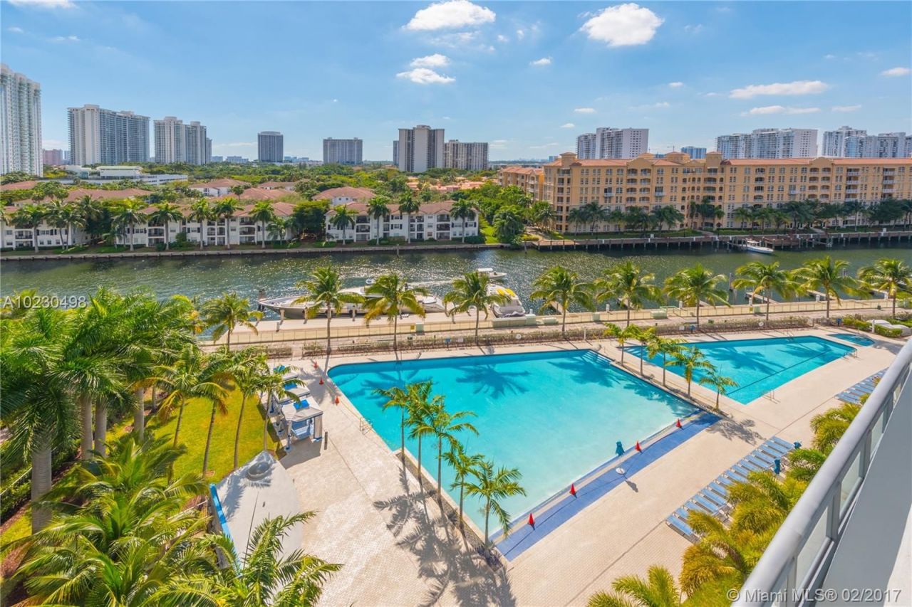 Ático en Miami, Estados Unidos, 460 m² - imagen 5