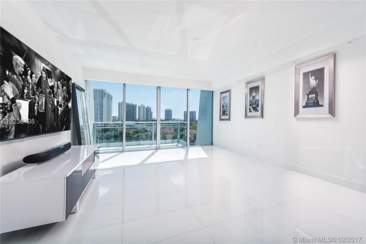 Ático en Miami, Estados Unidos, 460 m² - imagen 9