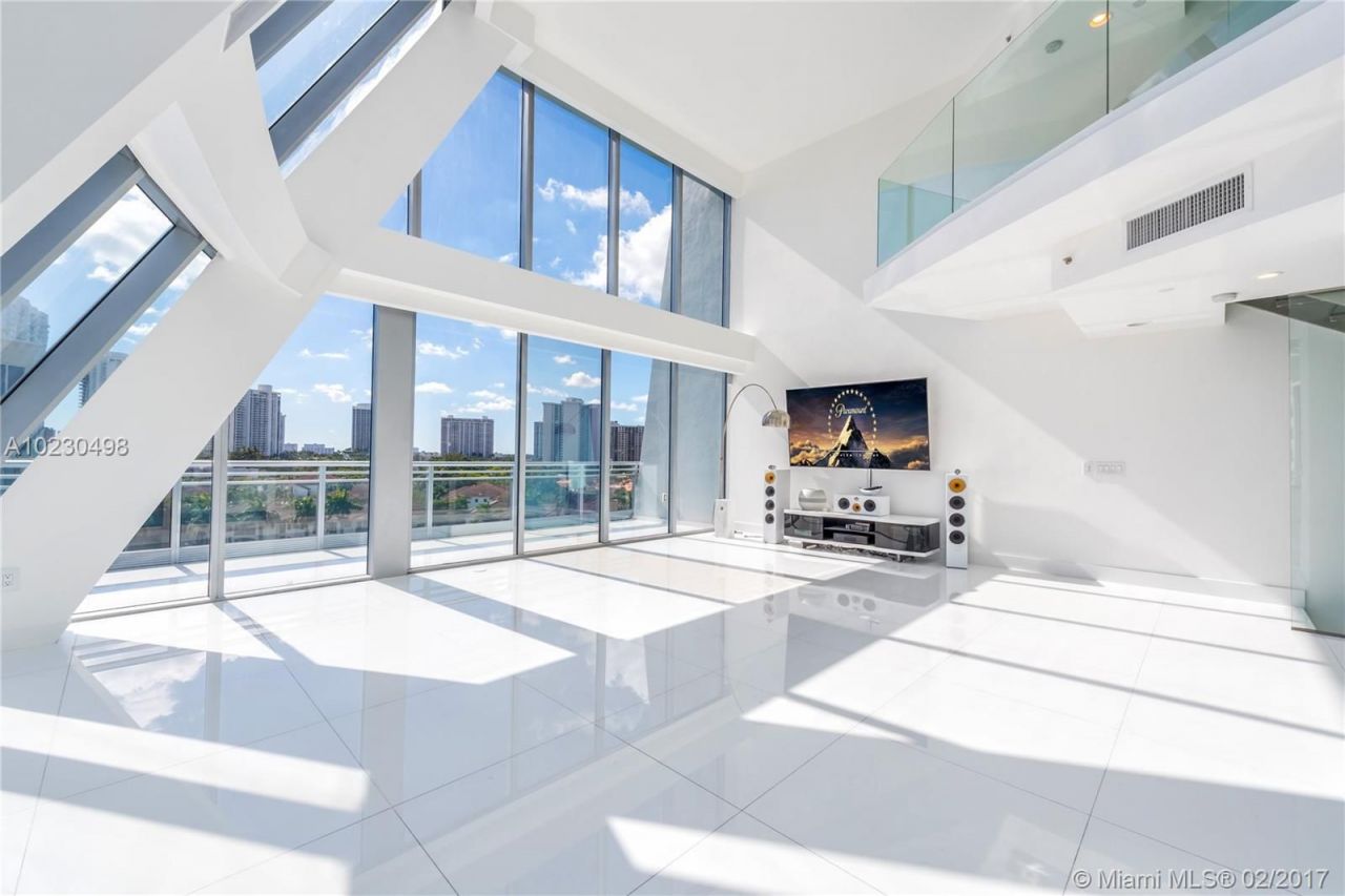 Ático en Miami, Estados Unidos, 460 m² - imagen 6
