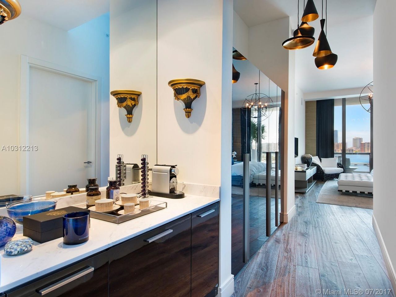 Penthouse in Miami, USA, 290 m² - picture 7