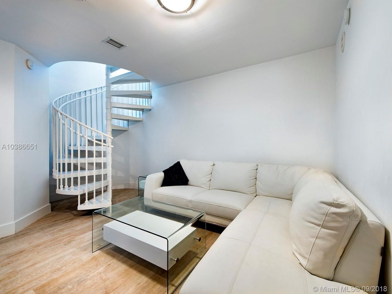 Ático en Miami, Estados Unidos, 300 m² - imagen 7