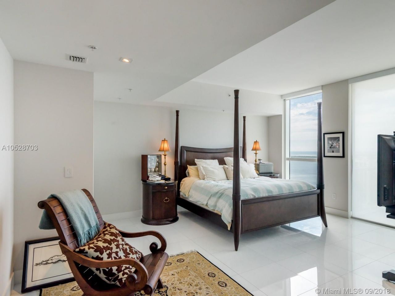 Penthouse à Miami, États-Unis, 300 m² - image 7