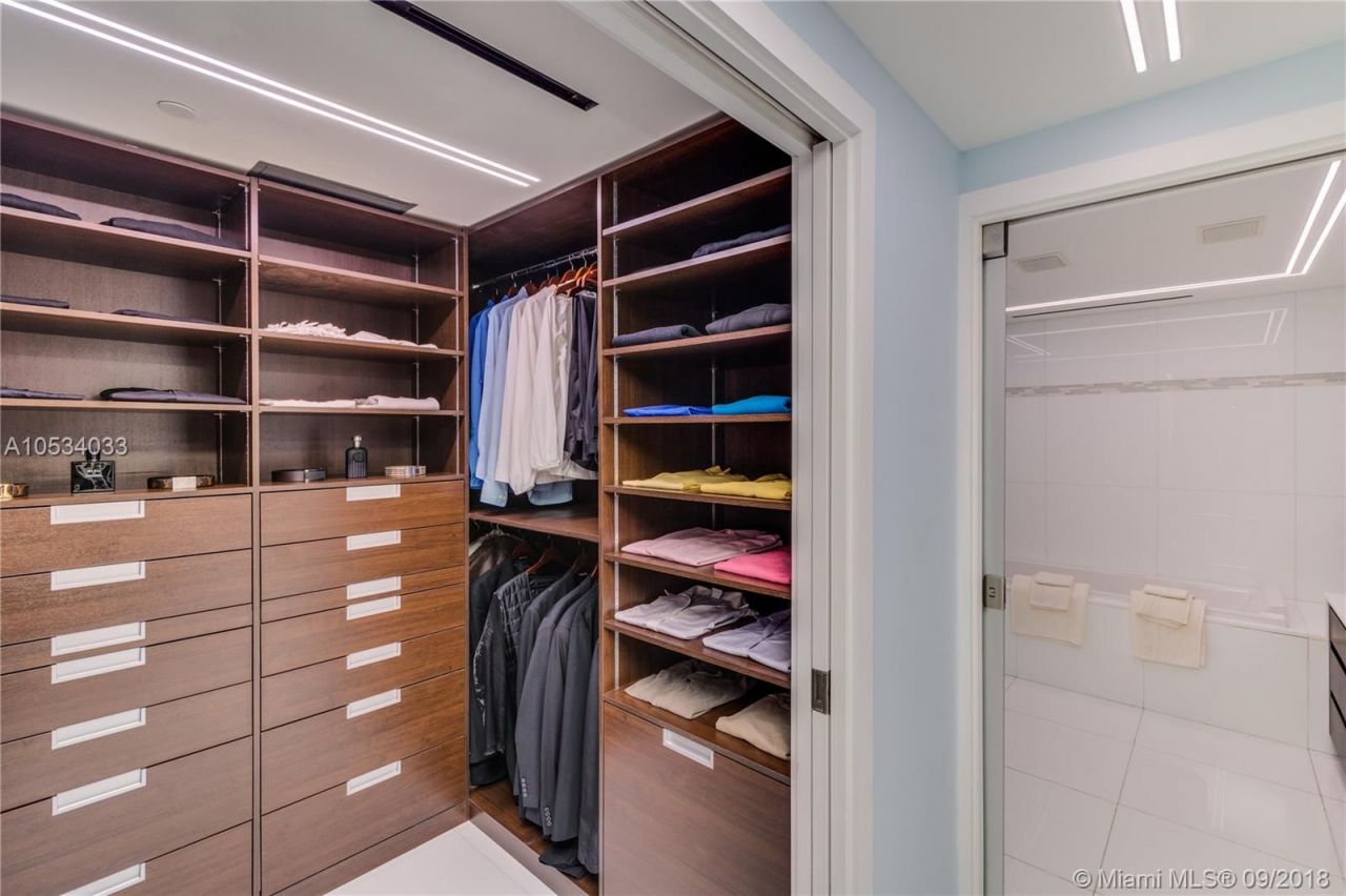 Penthouse in Miami, USA, 190 m² - picture 10