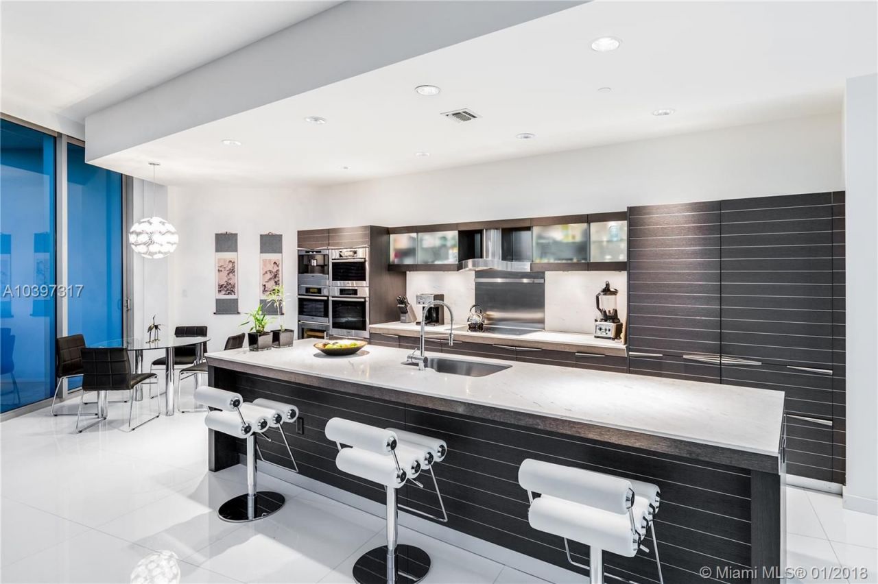 Penthouse à Miami, États-Unis, 330 m² - image 9