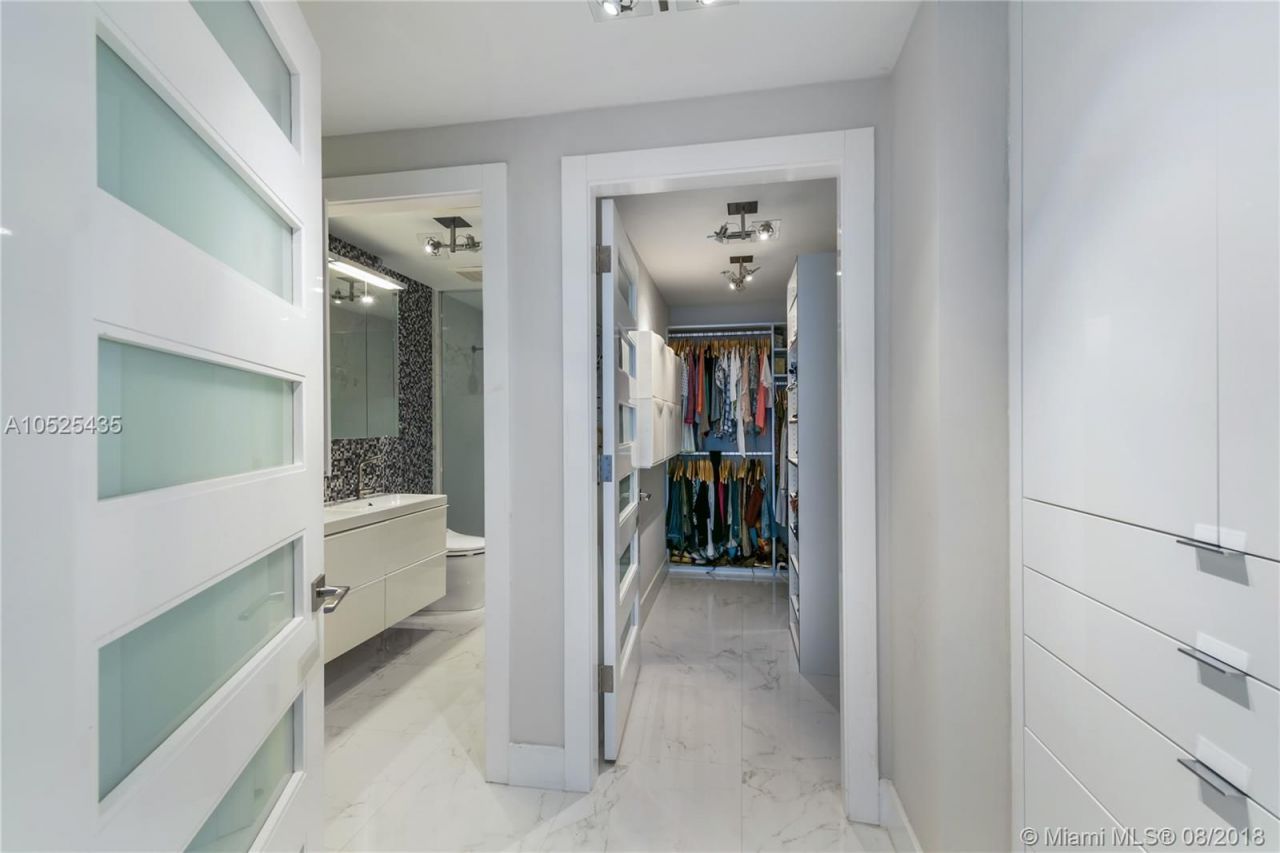 Ático en Miami, Estados Unidos, 230 m² - imagen 9