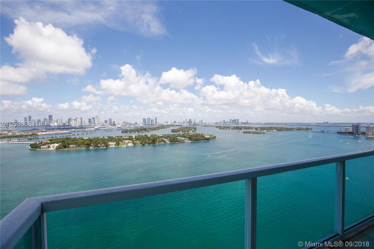 Penthouse à Miami, États-Unis, 140 m² - image 1