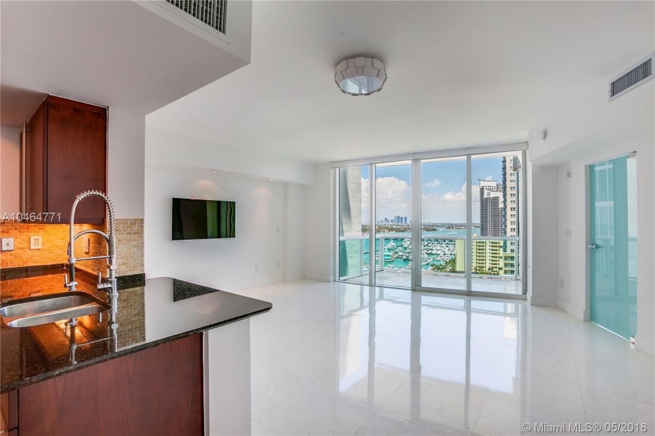 Penthouse in Miami, USA, 100 m² - picture 3