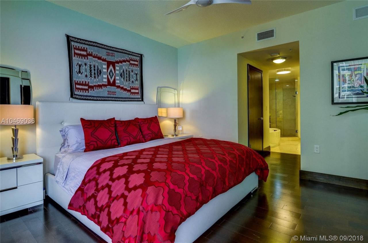 Flat in Miami, USA, 170 m² - picture 5