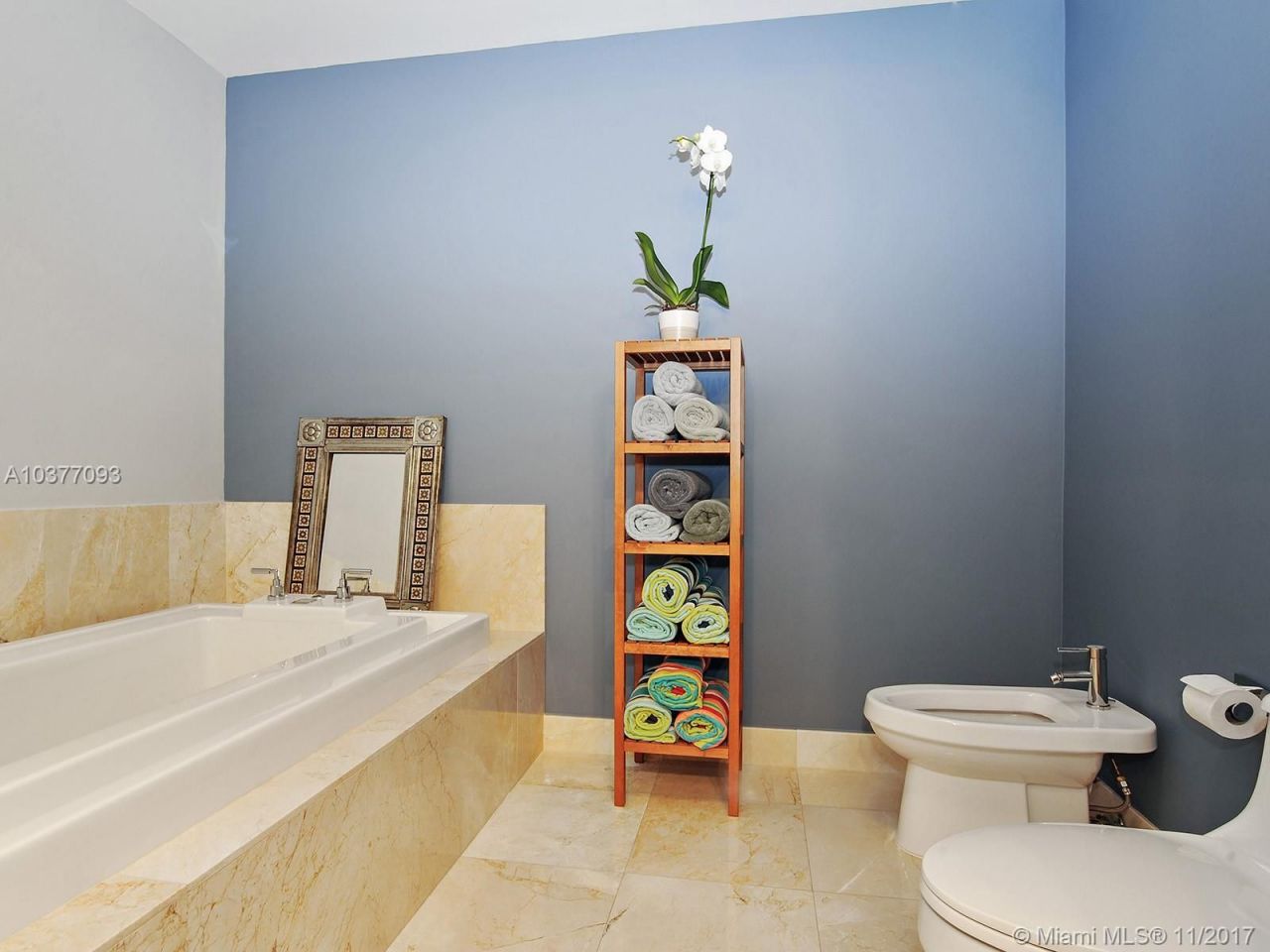 Flat in Miami, USA, 120 m² - picture 9