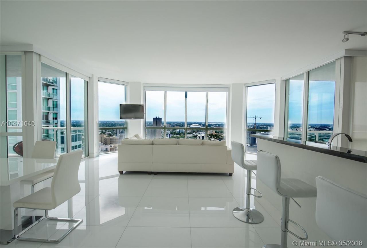 Appartement à Miami, États-Unis, 190 m² - image 1