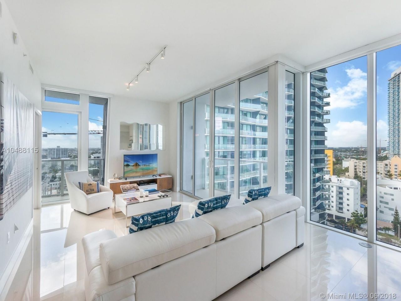 Appartement à Miami, États-Unis, 117 m² - image 2