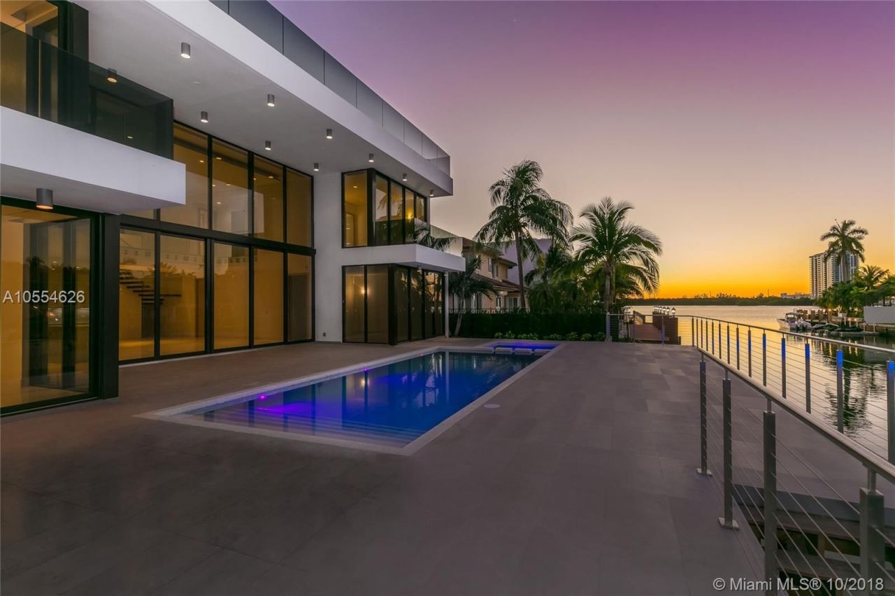 Villa a Miami, USA, 600 m² - foto 2