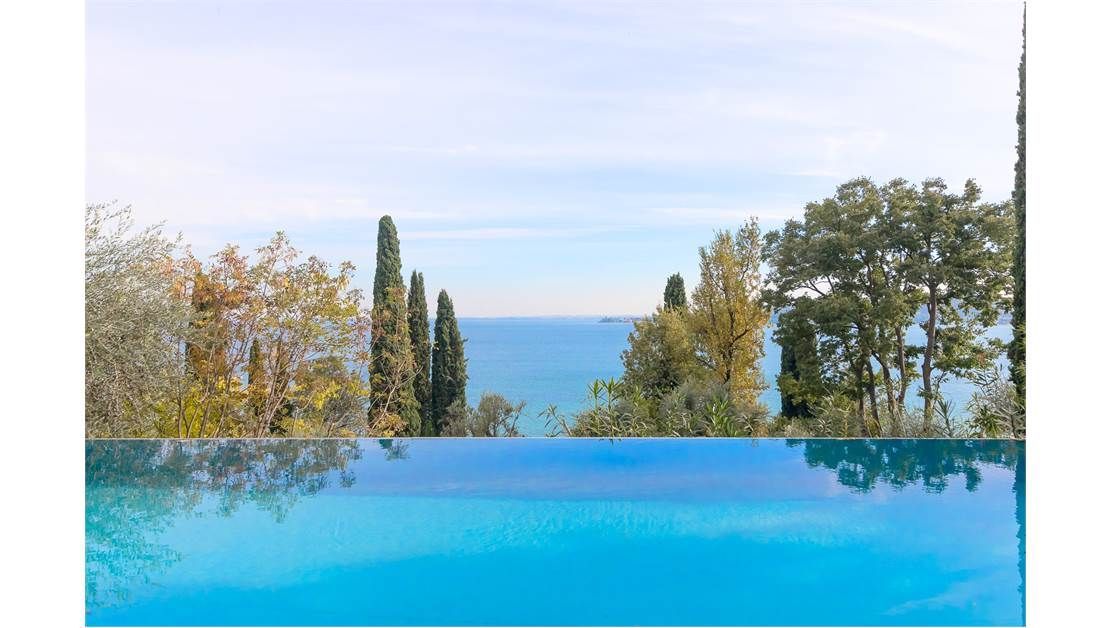 Villa sul Lago di Garda, Italia, 400 m² - foto 4