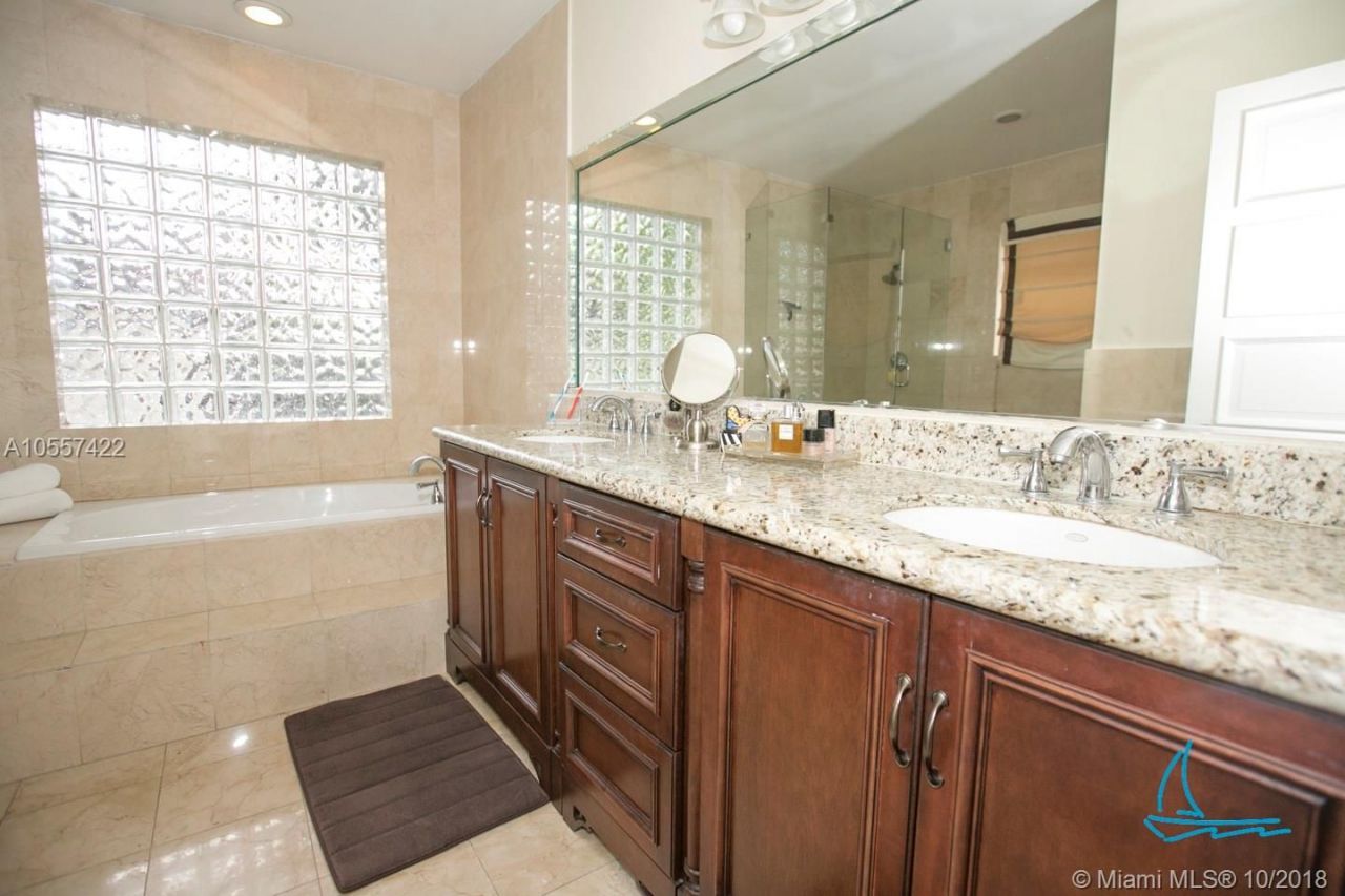 Haus in Miami, USA, 170 m² - Foto 9