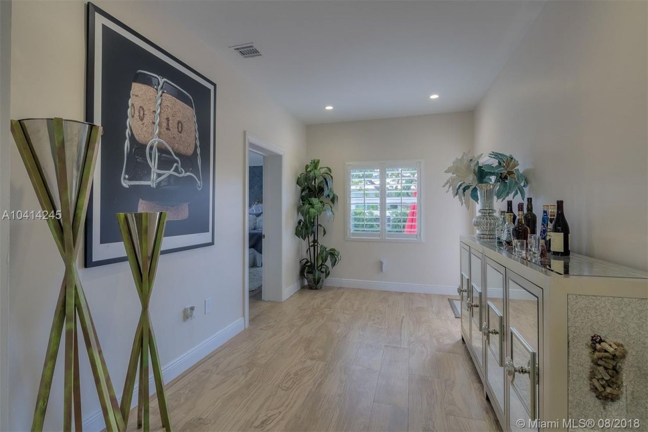 House in Miami, USA, 190 m² - picture 5