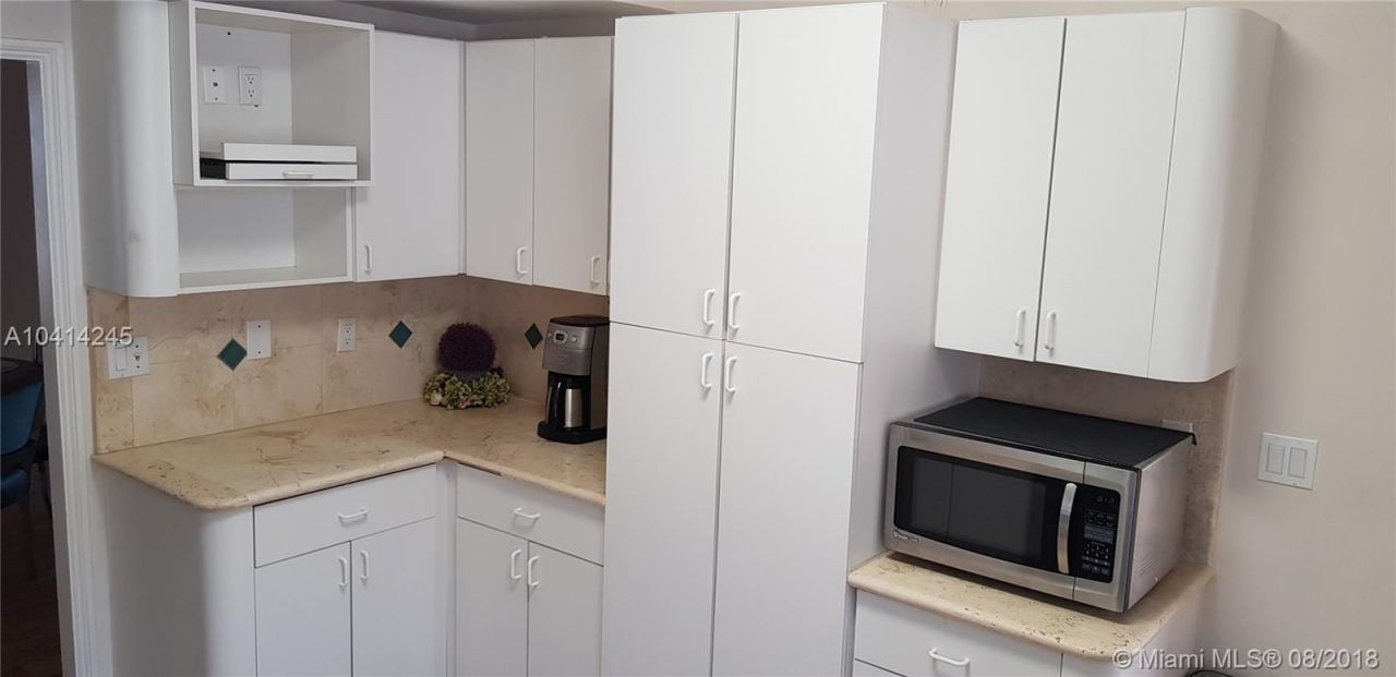 House in Miami, USA, 190 m² - picture 10