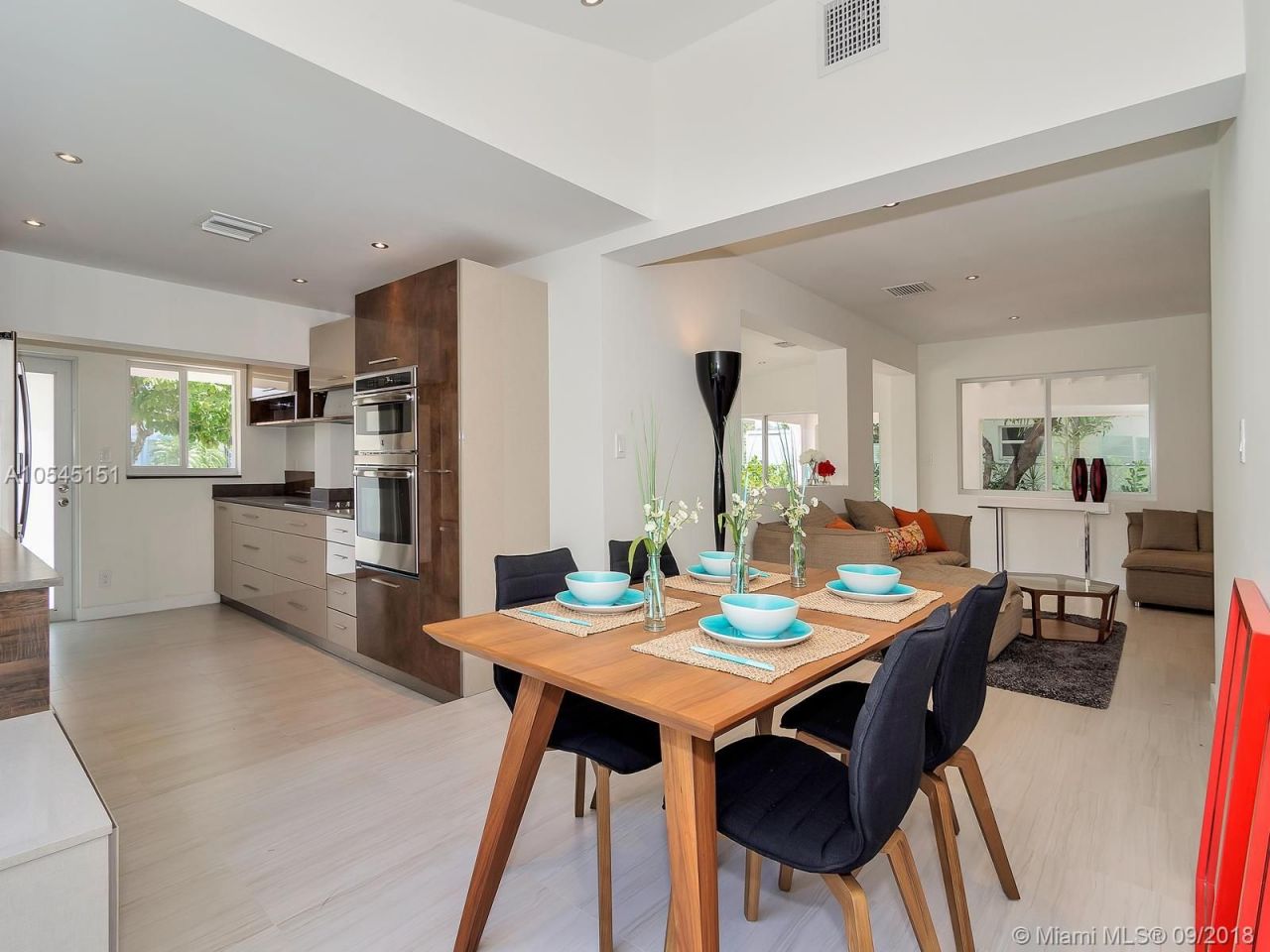 House in Miami, USA, 240 m² - picture 7