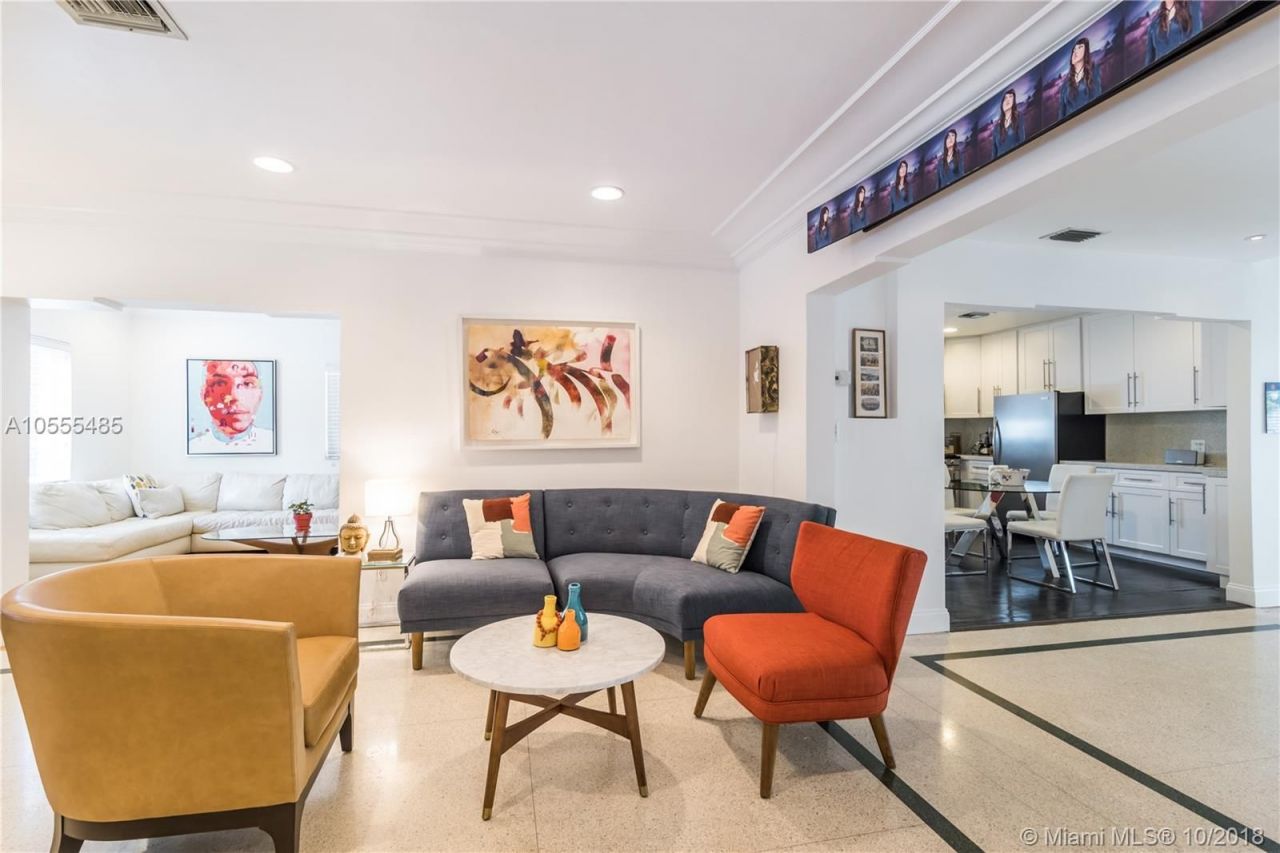 House in Miami, USA, 210 m² - picture 12