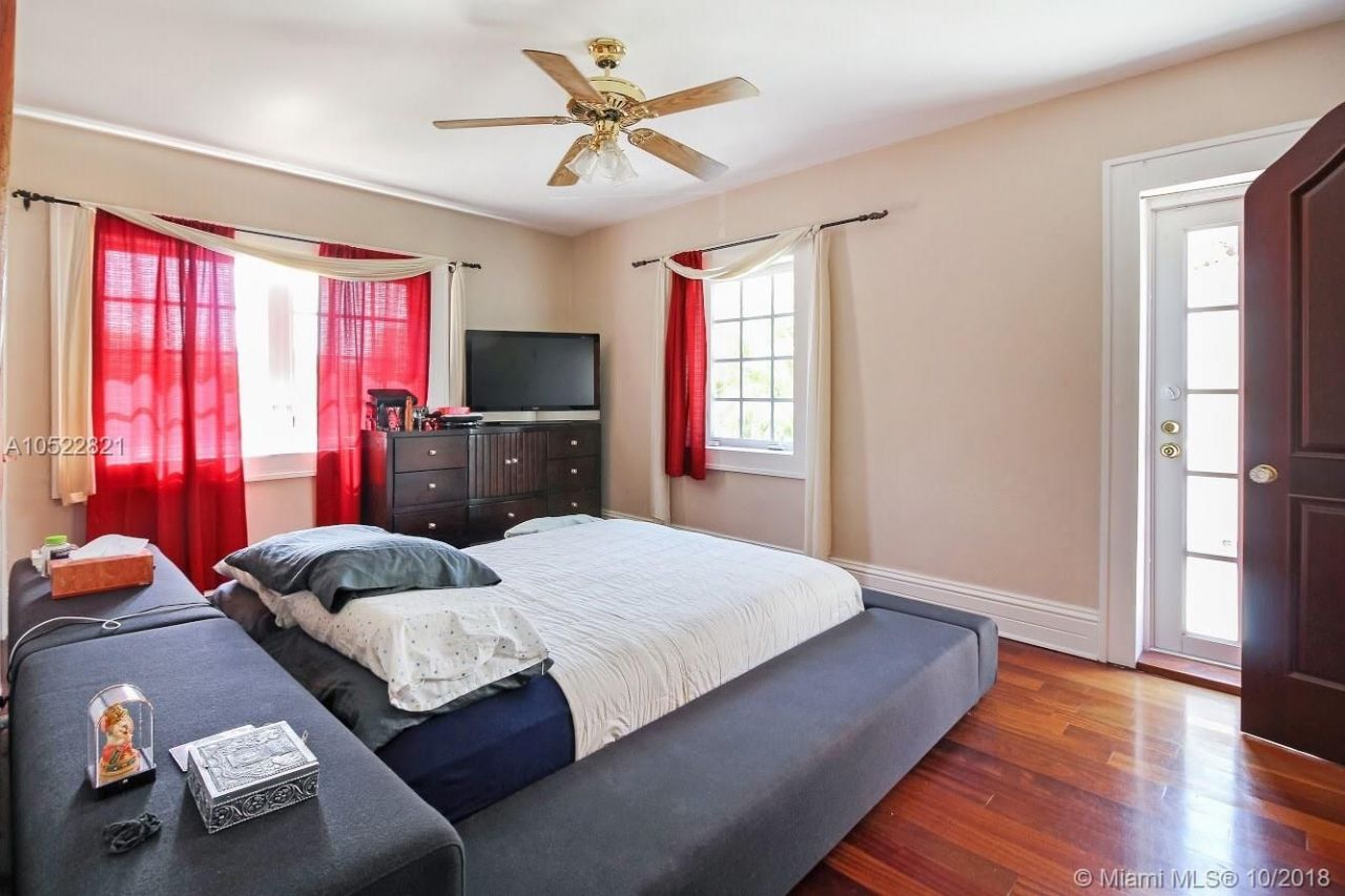 Haus in Miami, USA, 240 m² - Foto 11