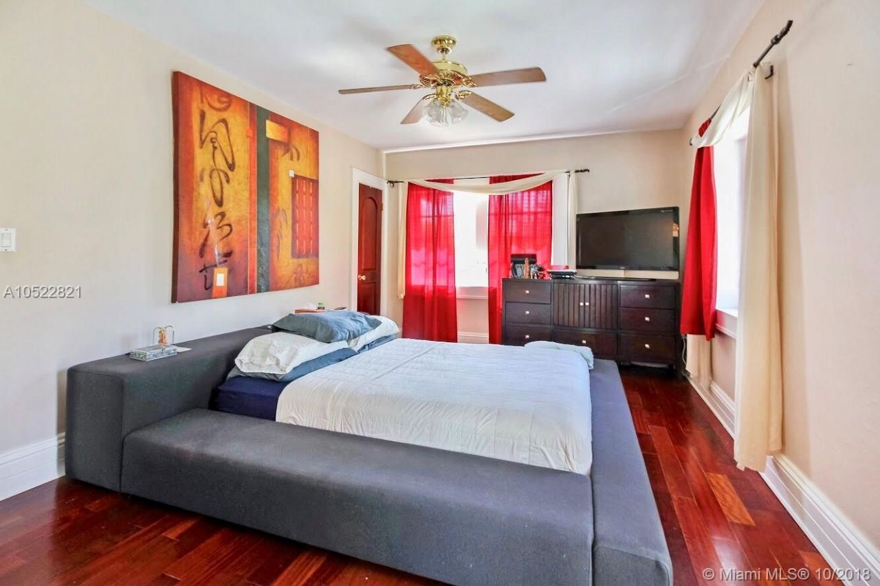 Haus in Miami, USA, 240 m² - Foto 12