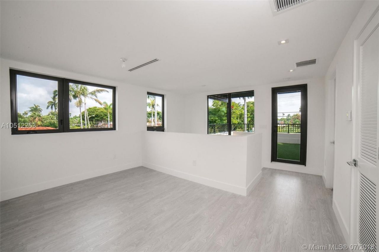 Villa in Miami, USA, 250 m² - picture 5