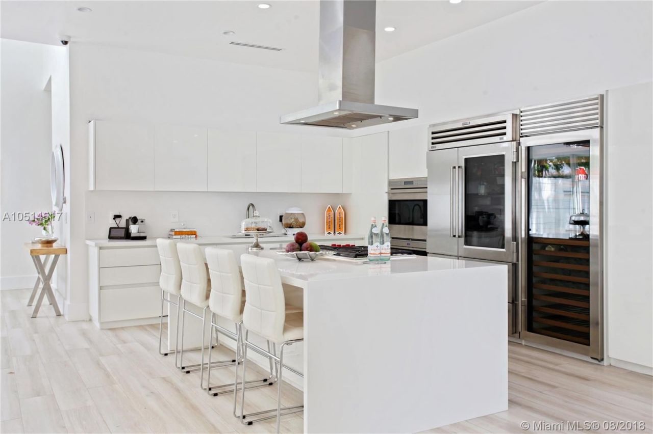 Villa in Miami, USA, 460 m² - Foto 3