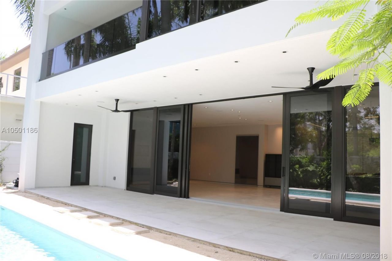 Villa à Miami, États-Unis, 340 m² - image 9