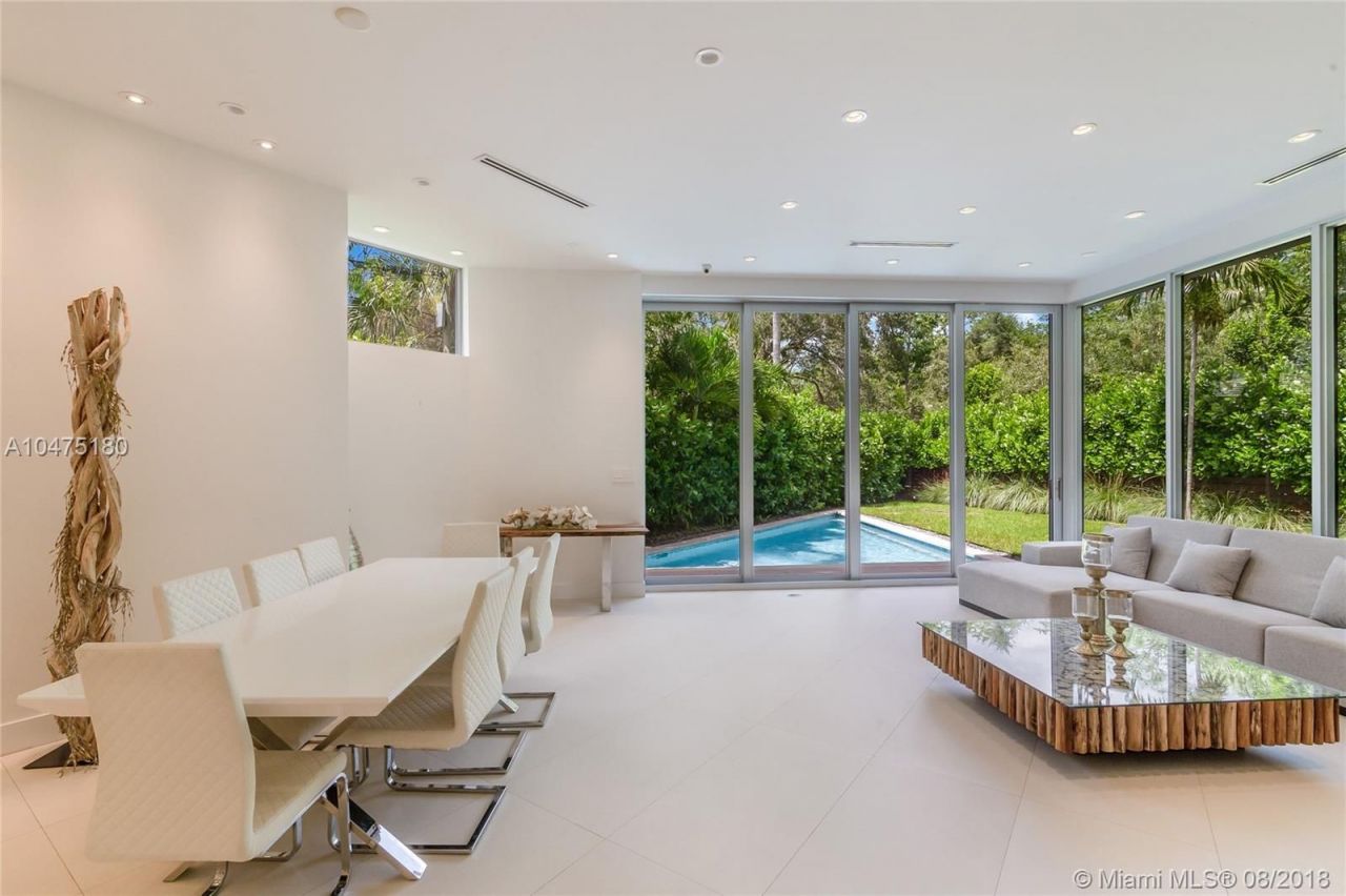 Villa in Miami, USA, 400 m² - Foto 1