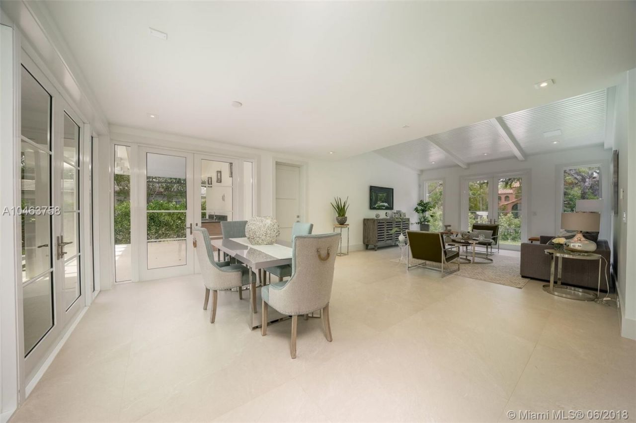 Villa en Miami, Estados Unidos, 445 m² - imagen 8