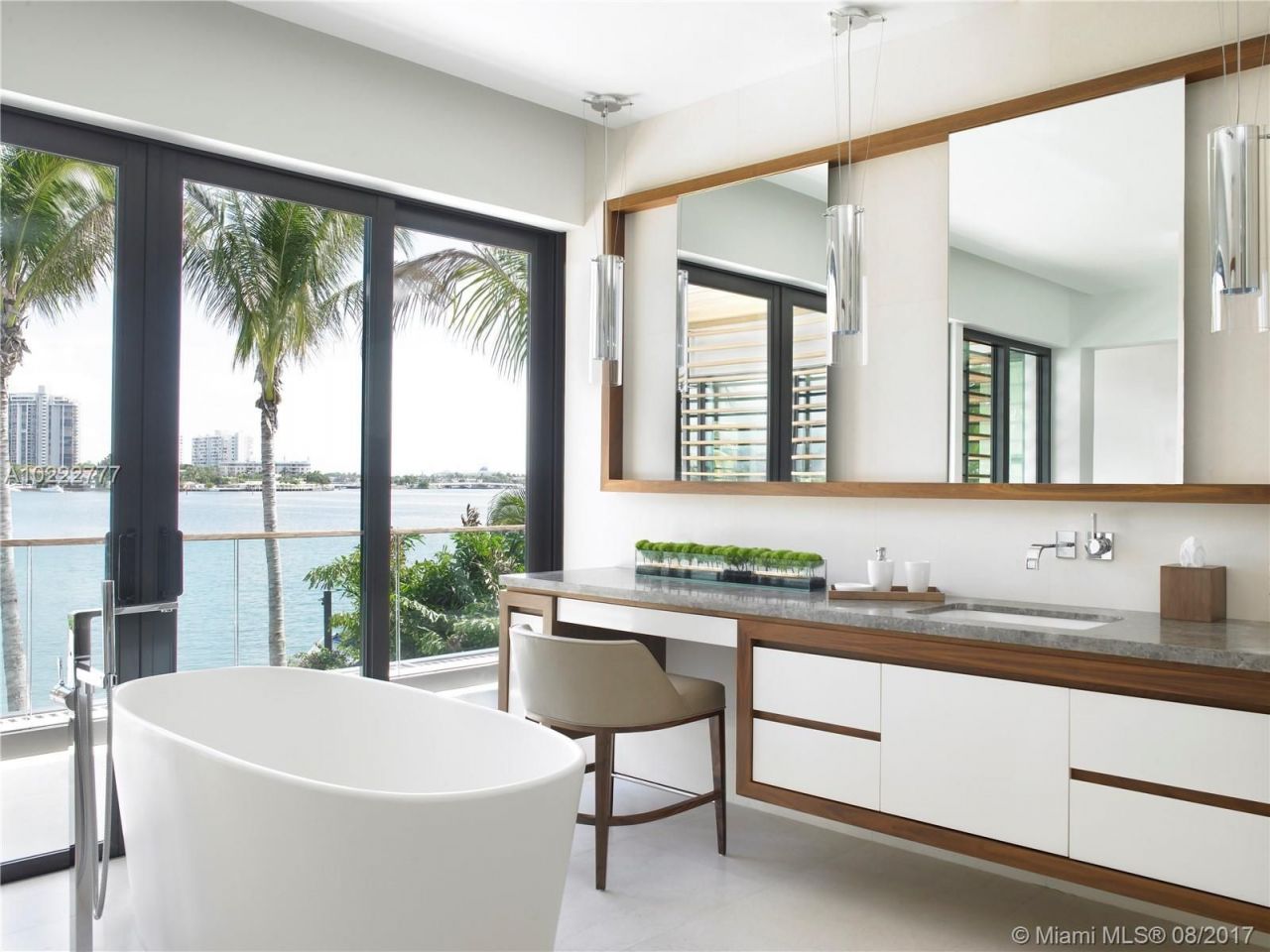 Villa in Miami, USA, 730 m² - picture 4