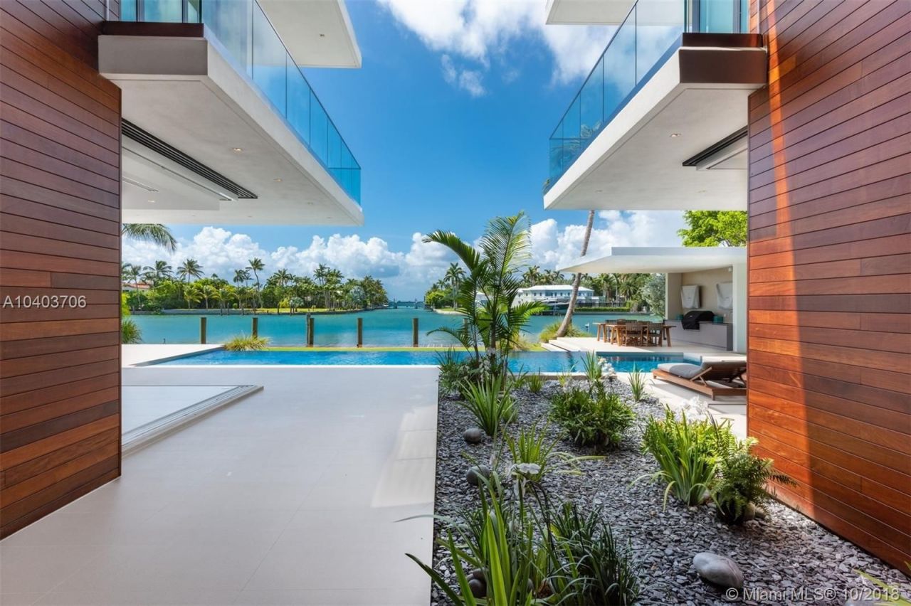 Villa in Miami, USA, 1 000 m² - Foto 12