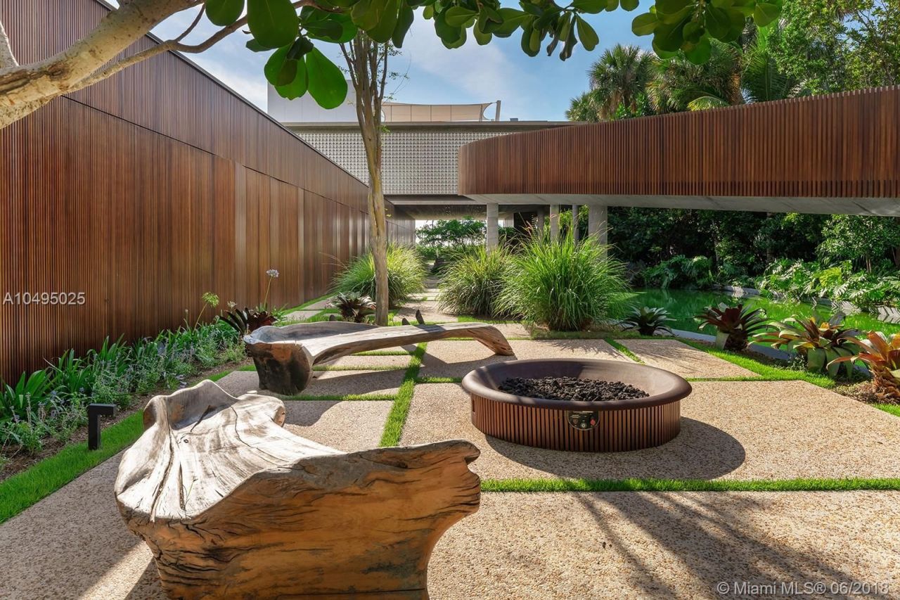 Villa a Miami, USA, 1 400 m² - foto 10